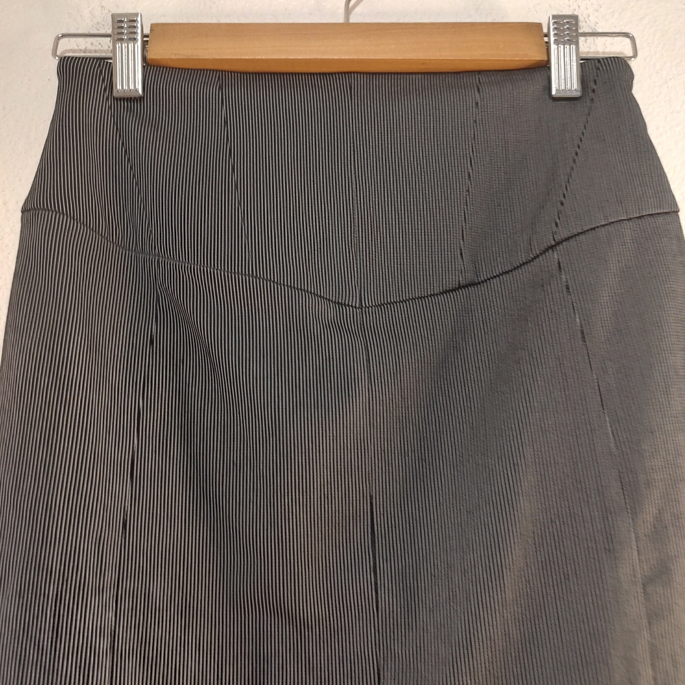 Express Design Studio Black White Pinstripe Lace Back Pencil Skirt Size 0 - Picture 6 of 10